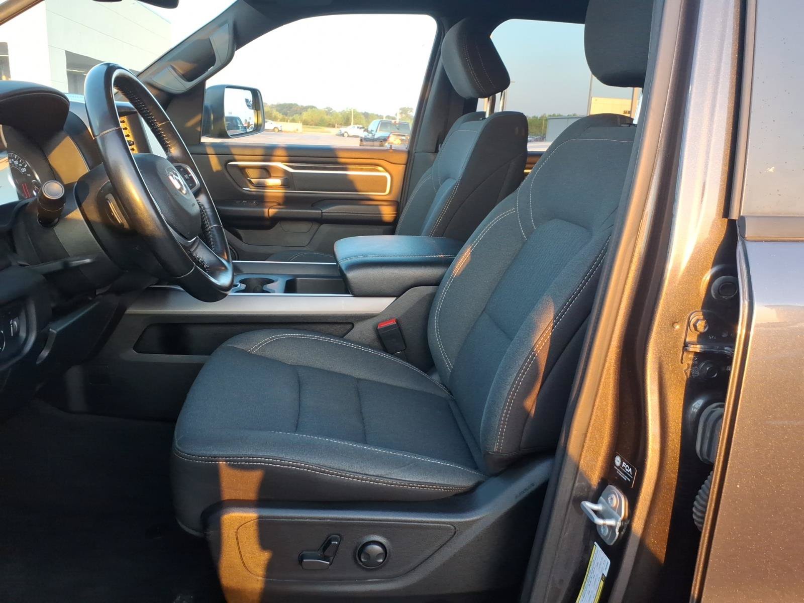 Used 2023 RAM 1500 Big Horn AWD/4WD image 13