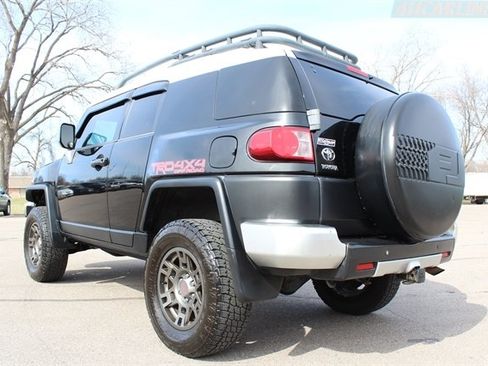 Used 2007 Toyota FJ Cruiser 4WD image 29