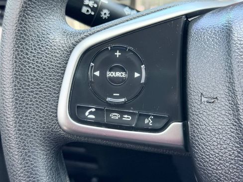 Used 2017 Honda CR-V LX image 33