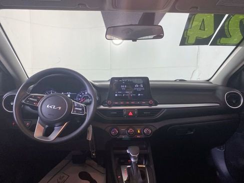 Used 2024 Kia Forte LXS w/ LXS Technology Package image 10