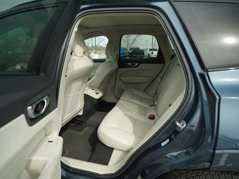 Used 2024 Volvo XC60 B5 Plus w/ Protection Package Premier image 55