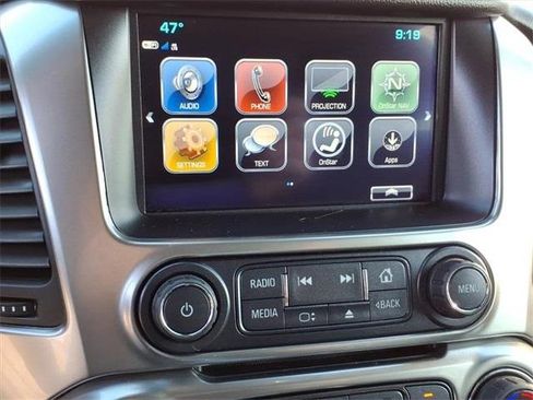 Used 2020 Chevrolet Tahoe LT w/ Luxury Package image 27