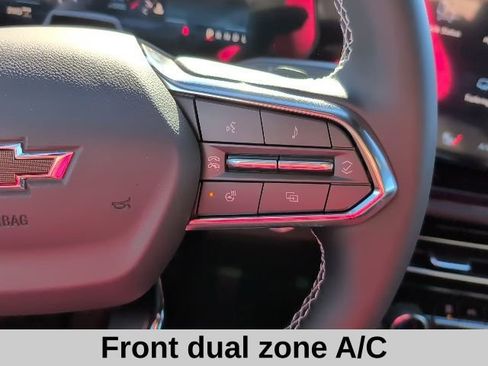 New 2026 Chevrolet Traverse Z71 w/ Enhanced Driving Package image 8