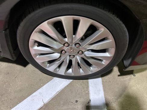 Used 2015 Acura RLX w/ Advance Package image 5