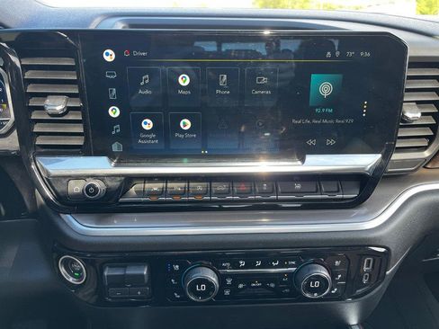 Used 2022 Chevrolet Silverado 1500 High Country w/ High Country Premium Package image 22