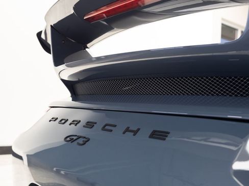Used 2018 Porsche 911 GT3 image 19