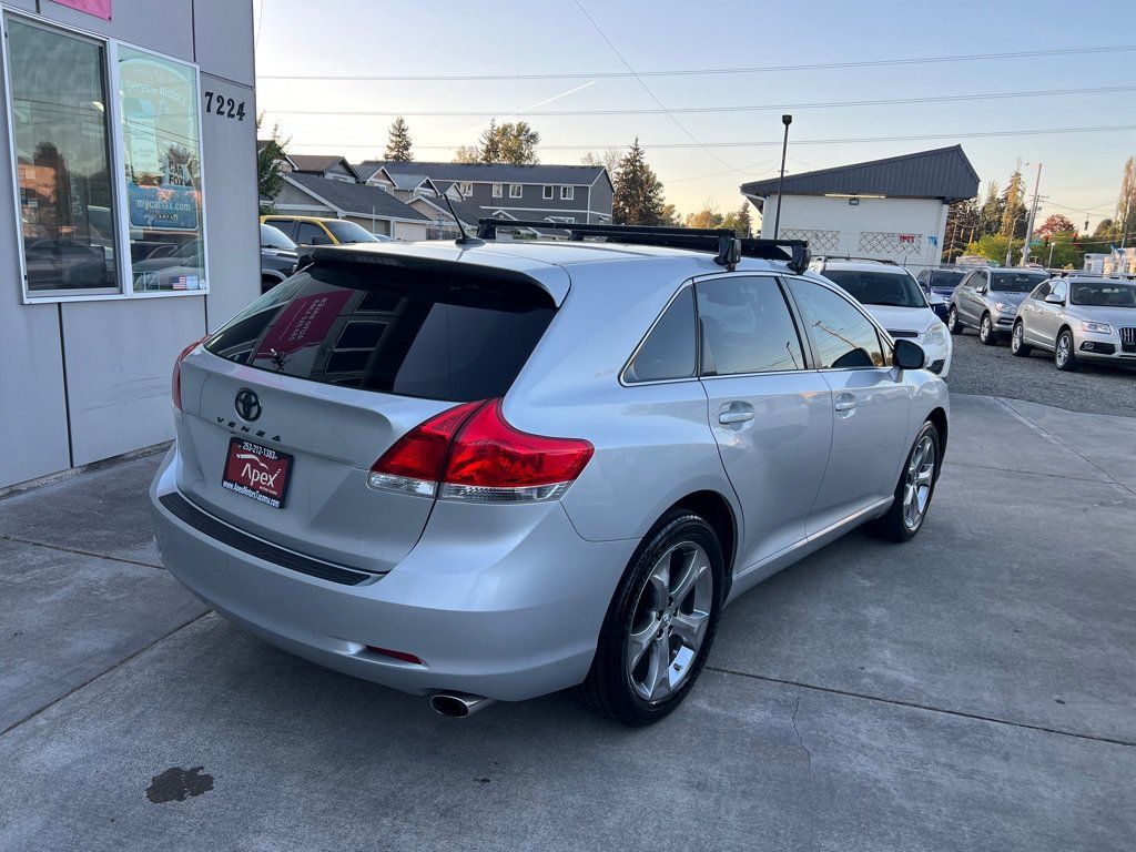 Used 2011 Toyota Venza AWD w/ Comfort Pkg image 7