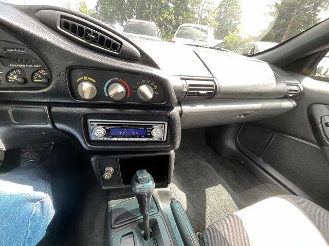 Used 1993 Chevrolet Camaro Z28 RWD image 11
