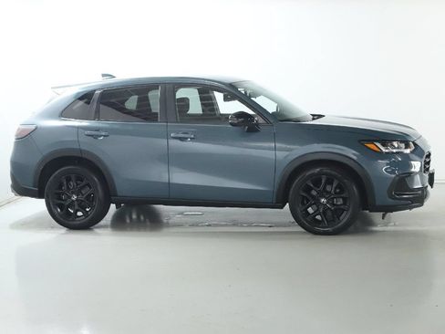 Used 2023 Honda HR-V Sport image 11