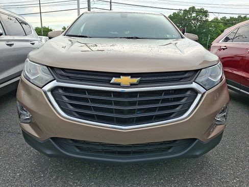 Used 2019 Chevrolet Equinox LT AWD/4WD image 2