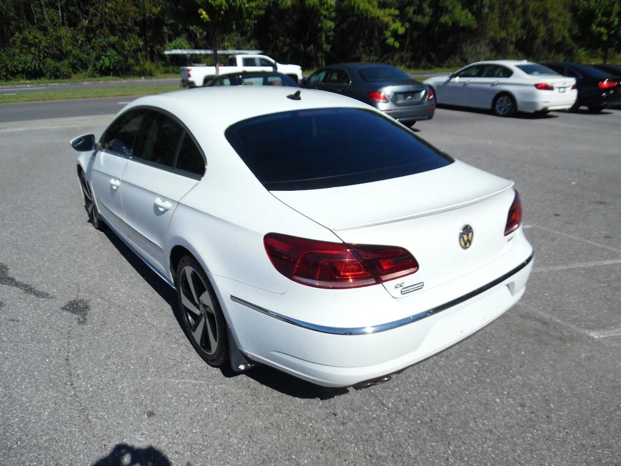 Used 2015 Volkswagen CC Sport FWD image 3