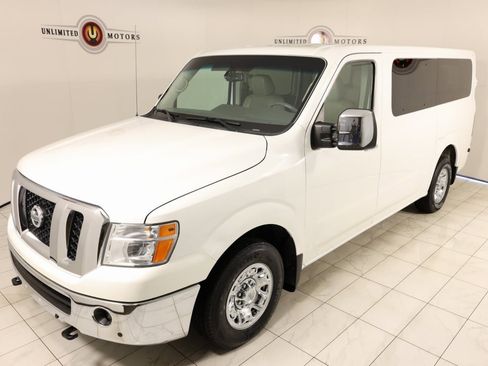 Used 2021 Nissan NV 3500 SL image 35