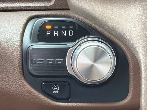 Used 2020 RAM 1500 Laramie RWD image 31