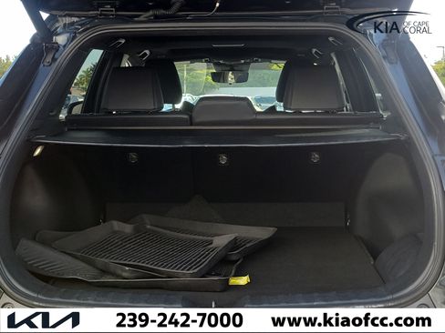 Used 2024 Toyota Corolla Cross AWD Hybrid w/ Convenience Package image 8