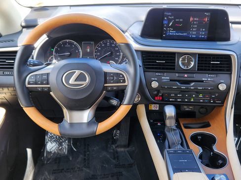 Used 2022 Lexus RX 350 AWD w/ Premium Package image 16