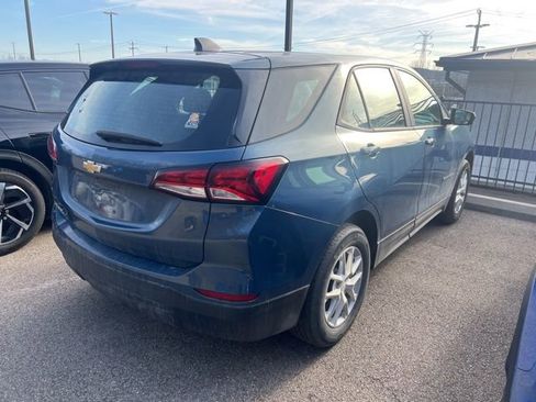Used 2024 Chevrolet Equinox LS image 3