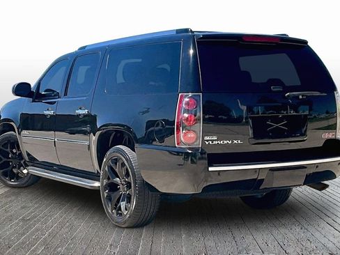 Used 2012 GMC Yukon XL Denali AWD/4WD image 6