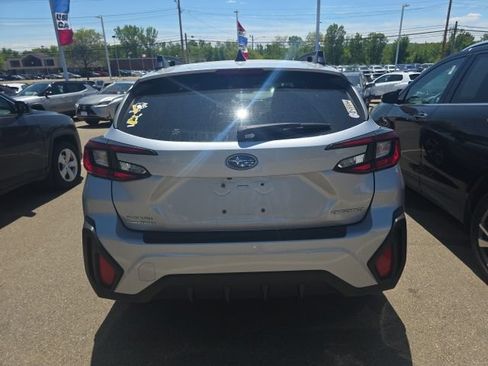Used 2024 Subaru Crosstrek 2.0i Premium AWD/4WD image 5