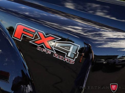 Used 2022 Ford F350 Platinum w/ FX4 Off-Road Package AWD/4WD image 47