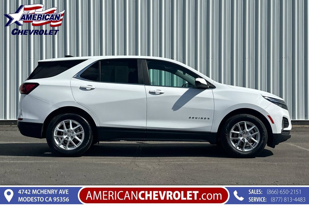 Used 2024 Chevrolet Equinox LT FWD image 3