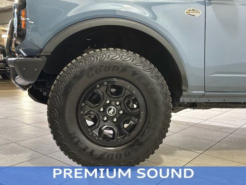 Used 2023 Ford Bronco Wildtrak image 15