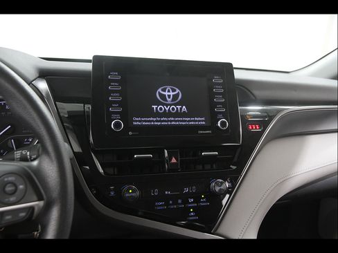 Used 2024 Toyota Camry LE FWD image 9