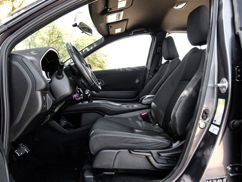 Used 2022 Honda HR-V Sport image 41