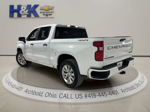 Used 2022 Chevrolet Silverado 1500 Custom w/ LPO, Dark Essentials Package AWD/4WD image 4