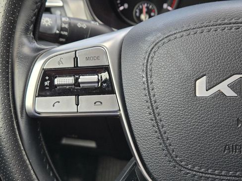 Used 2022 Kia Telluride S FWD image 25