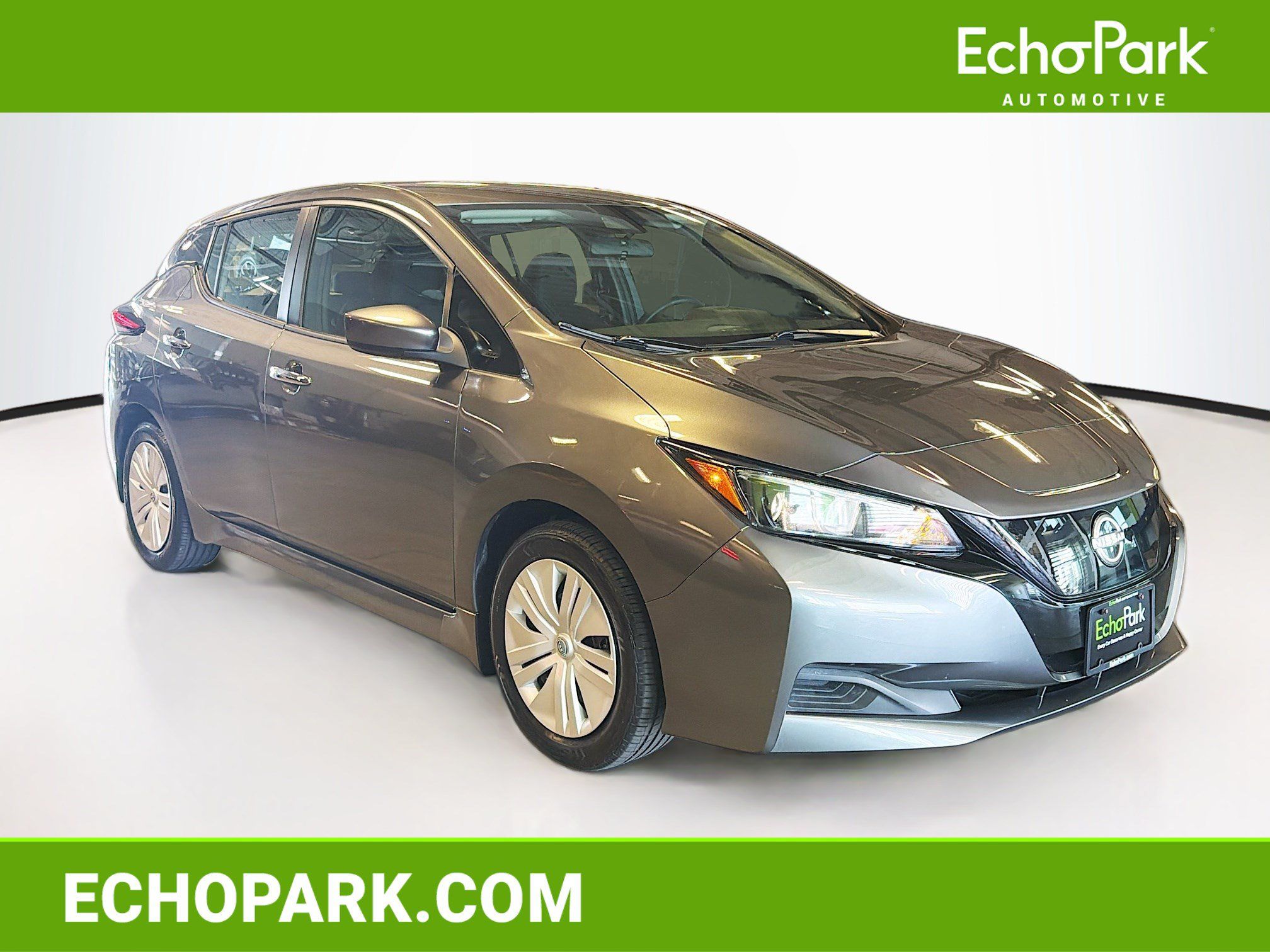 Used 2025 Nissan Leaf S FWD image 1