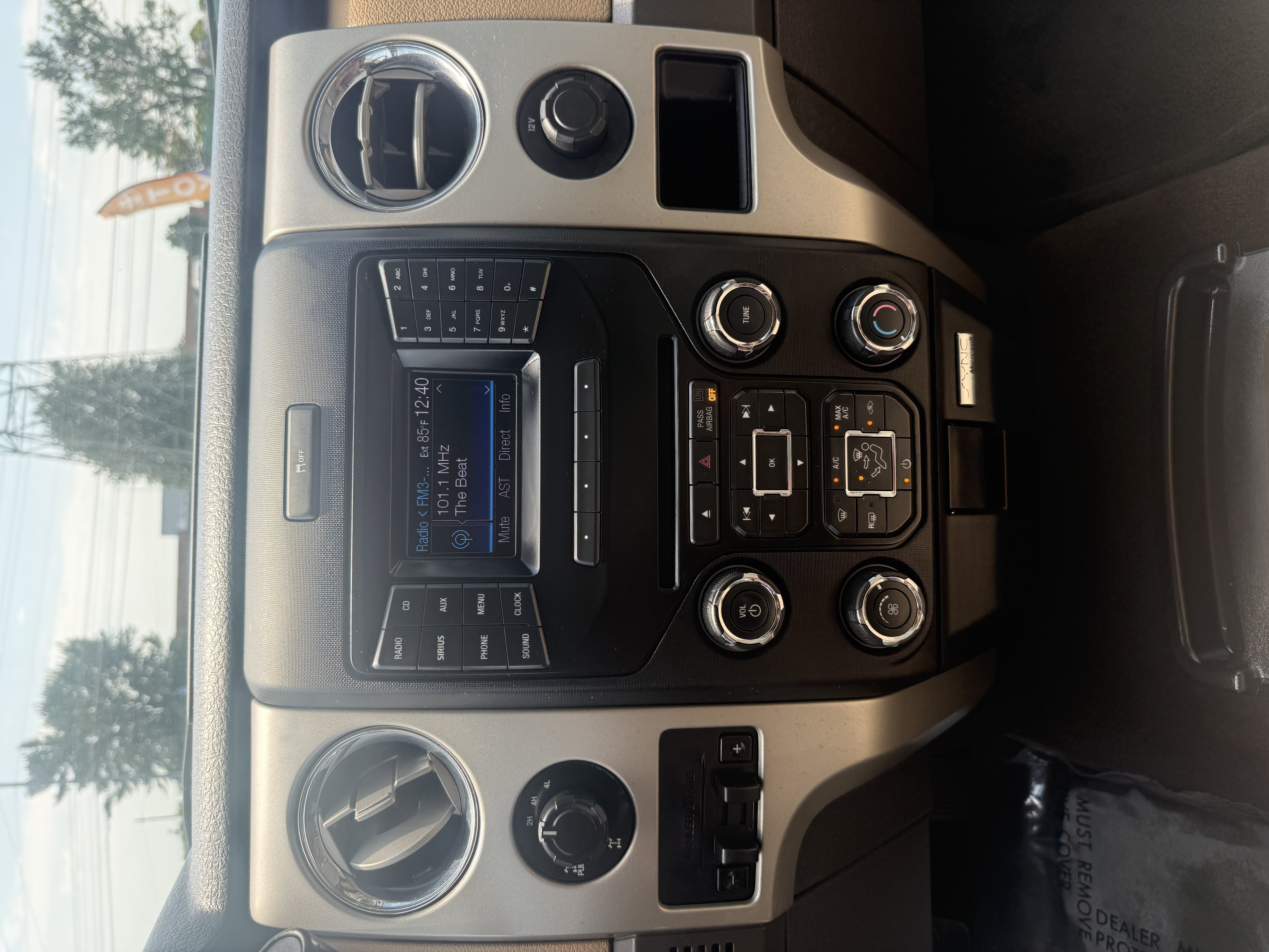 Used 2013 Ford F150 XLT w/ Luxury Equipment Group AWD/4WD image 14