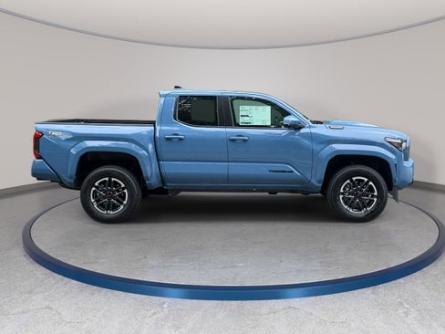New 2026 Toyota Tacoma TRD Sport AWD/4WD image 4