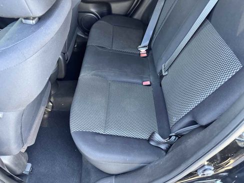Used 2017 Nissan Juke S FWD image 28