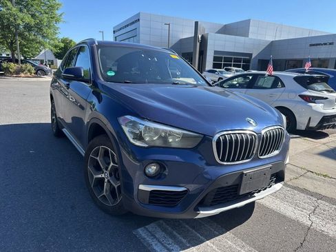 Used 2018 BMW X1 xDrive28i AWD/4WD image 1