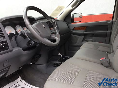 Used 2006 Dodge Ram 2500 Truck SLT image 32