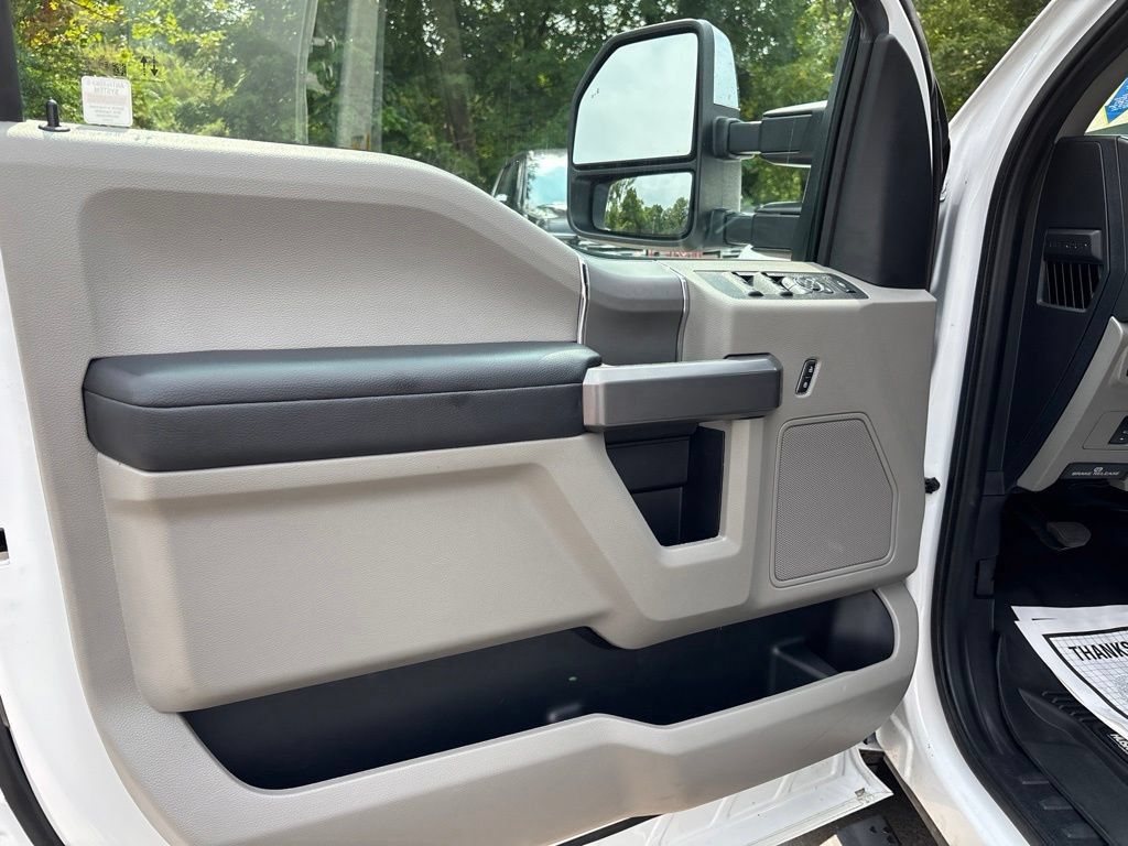 Used 2020 Ford F250 XLT w/ XLT Premium Package AWD/4WD image 22