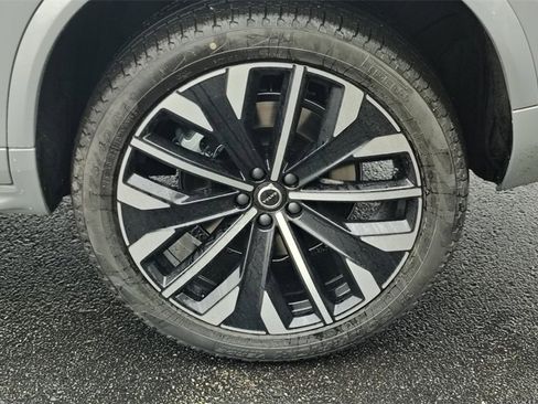 New 2026 Volvo XC90 B6 Ultra image 33