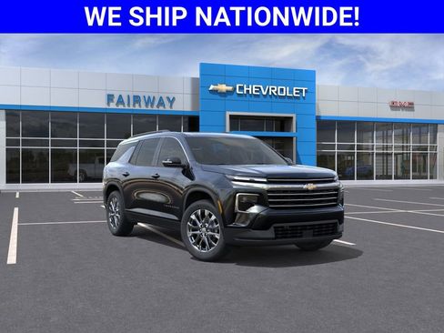 New 2026 Chevrolet Traverse LT w/ Sun and Wheel Package FWD image 1