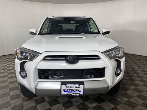 Used 2023 Toyota 4Runner TRD Off-Road Premium w/ Moonroof Package AWD/4WD image 2