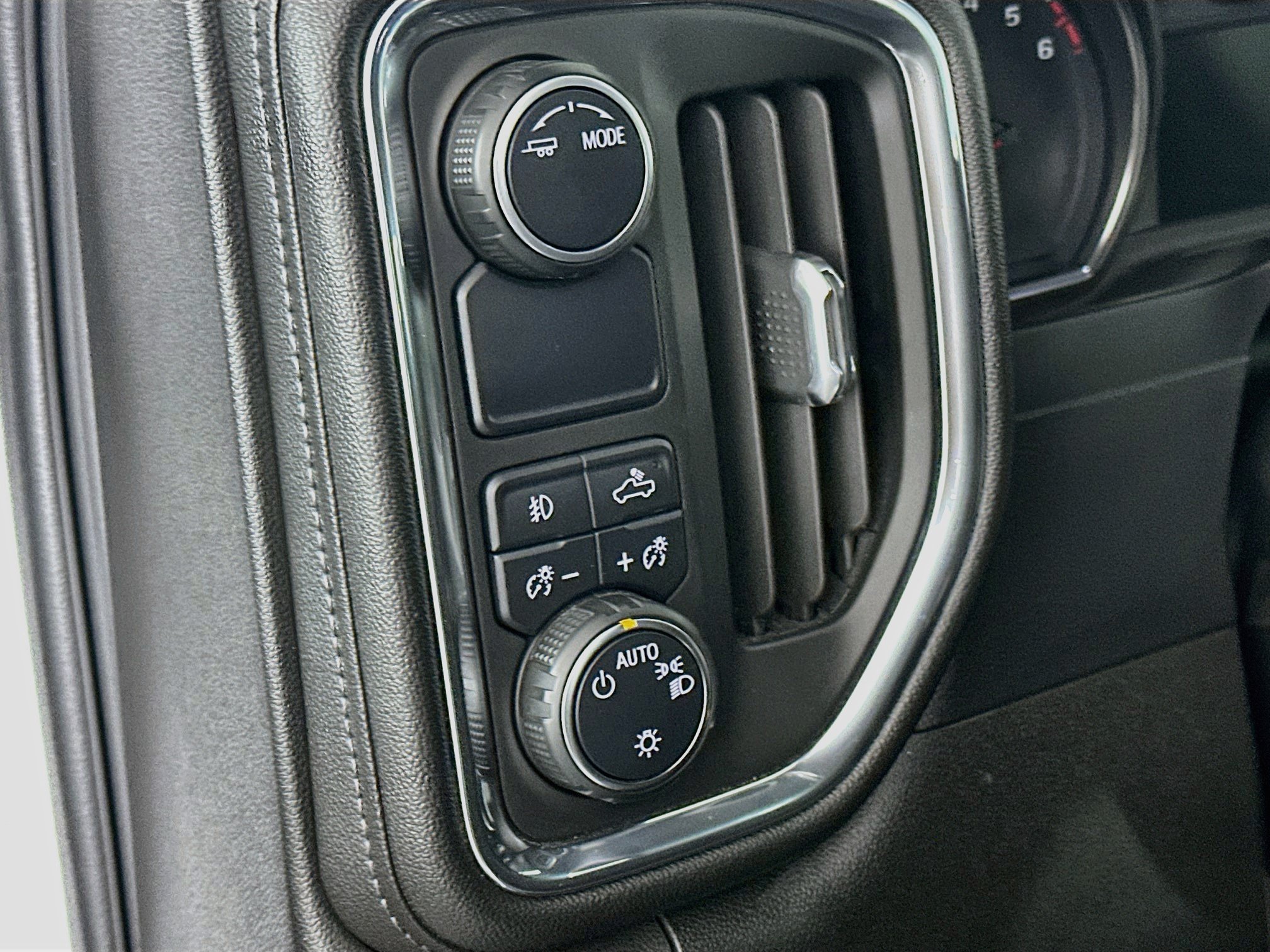 Used 2021 Chevrolet Silverado 1500 RST w/ All Star Edition Plus RWD image 16