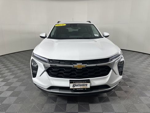 New 2026 Chevrolet Trax LT image 8