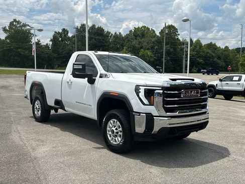 Used 2024 GMC Sierra 2500 SLE w/ SLE Convenience Package AWD/4WD image 2