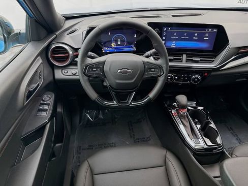 New 2026 Chevrolet Trax RS w/ Sunroof Package image 23