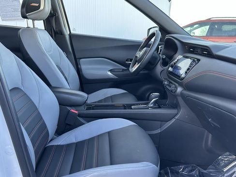 Used 2021 Nissan Kicks SR w/ SR Premium Package image 20