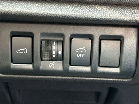 Used 2023 Subaru Outback Premium image 35