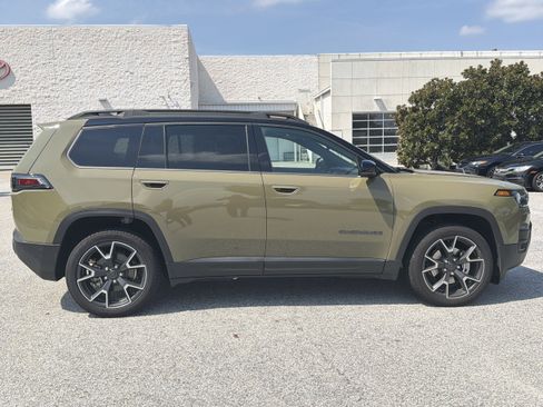 Used 2026 Jeep Cherokee Overland AWD/4WD image 34