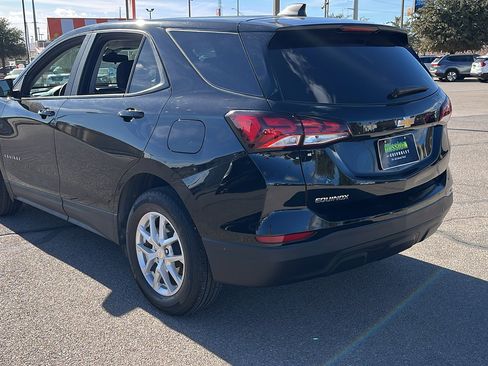 Certified 2024 Chevrolet Equinox LS w/ LS Convenience Package image 6