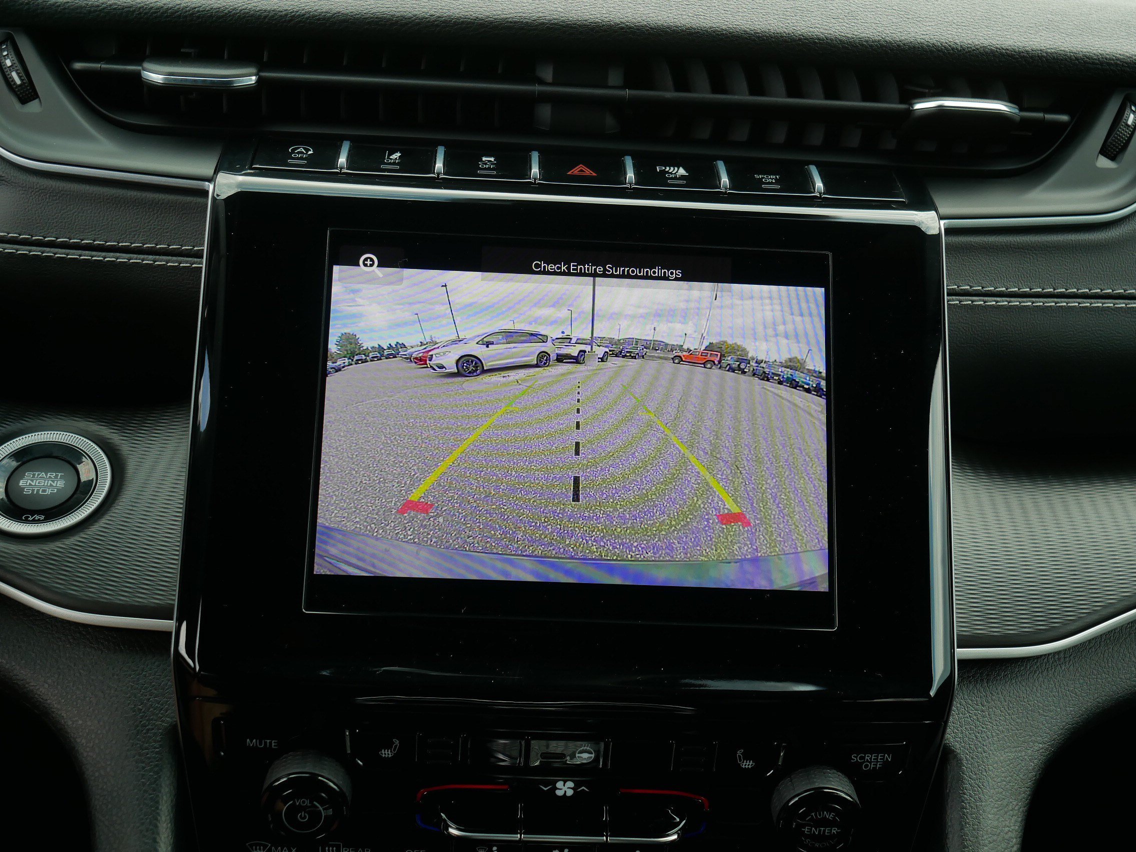Used 2023 Jeep Grand Cherokee L Laredo AWD/4WD image 27
