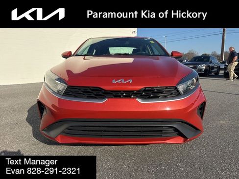 Used 2022 Kia Forte LXS image 2