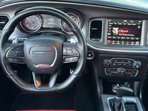 Used 2022 Dodge Charger Scat Pack w/ Dynamics Package image 13